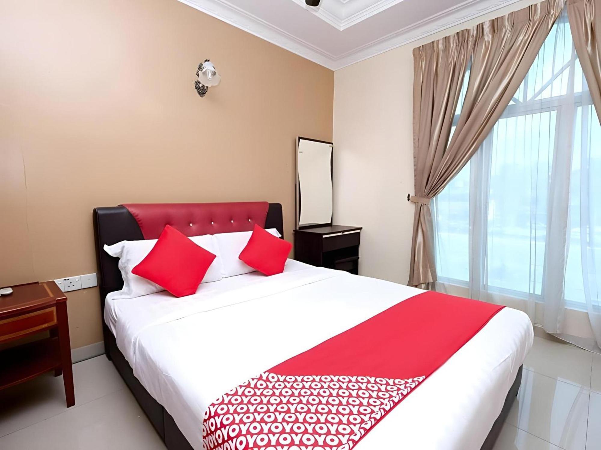 OYO 707 Ayuni Hotel Bangi Dış mekan fotoğraf